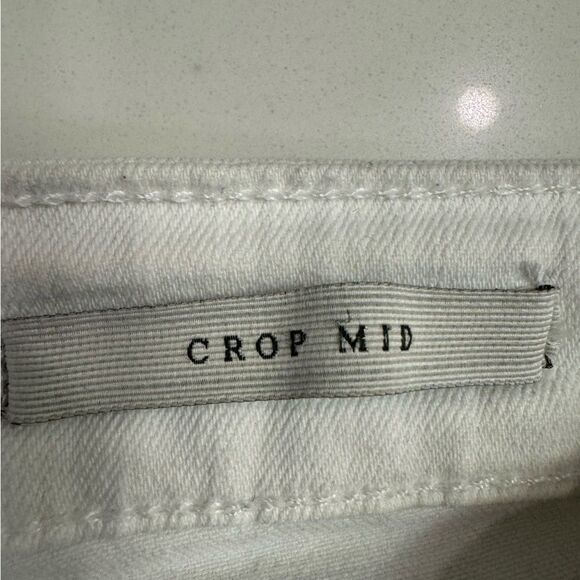 Guess white Jean crops distressed size 30 - Picture 6 of 6